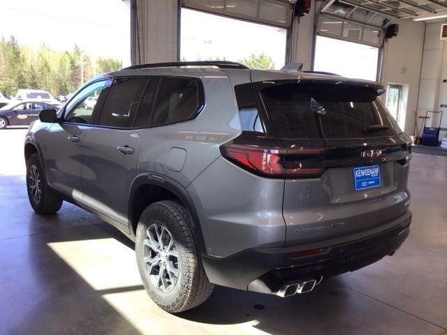 2025 GMC Acadia AT4