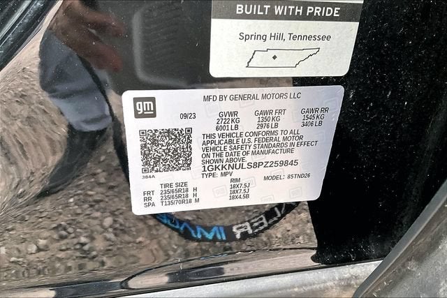 2023 GMC Acadia SLT