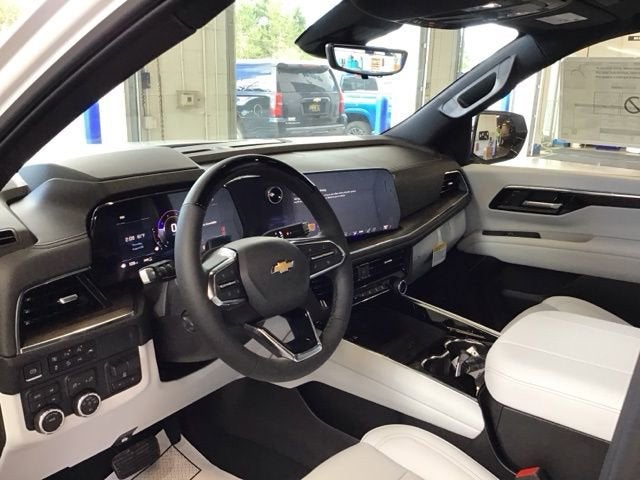 2025 Chevrolet Suburban Premier