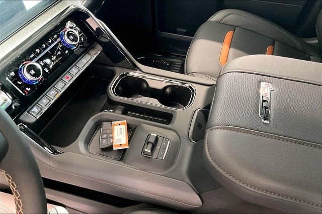 2025 GMC Sierra 2500 HD AT4