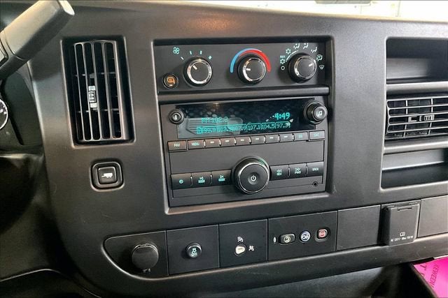 2023 GMC Savana Cargo 2500 Work Van
