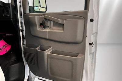 2023 GMC Savana Cargo 2500 Work Van