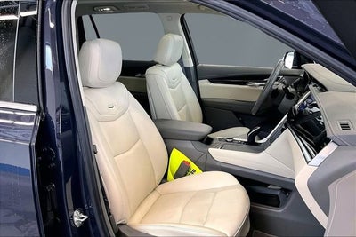 2025 Cadillac XT6 Premium Luxury