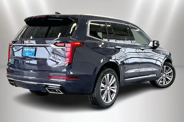 2025 Cadillac XT6 Premium Luxury