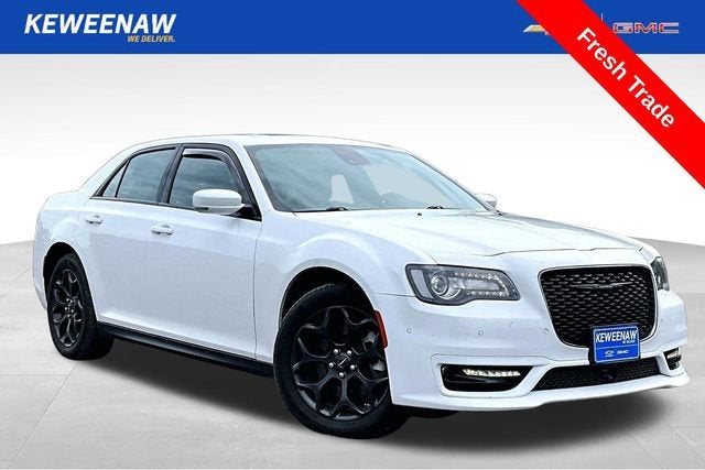 2023 Chrysler 300 Touring L AWD