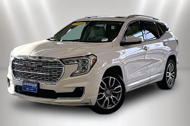 2023 GMC Terrain Denali
