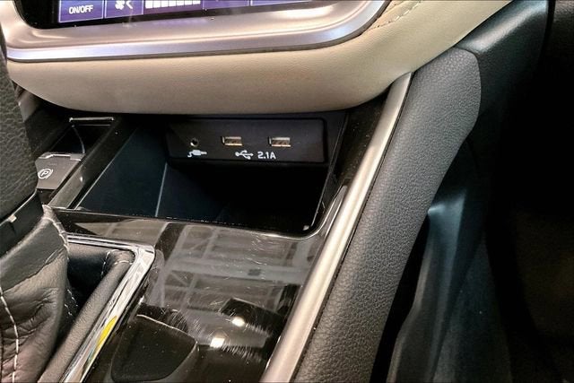 2022 Subaru Legacy Limited XT