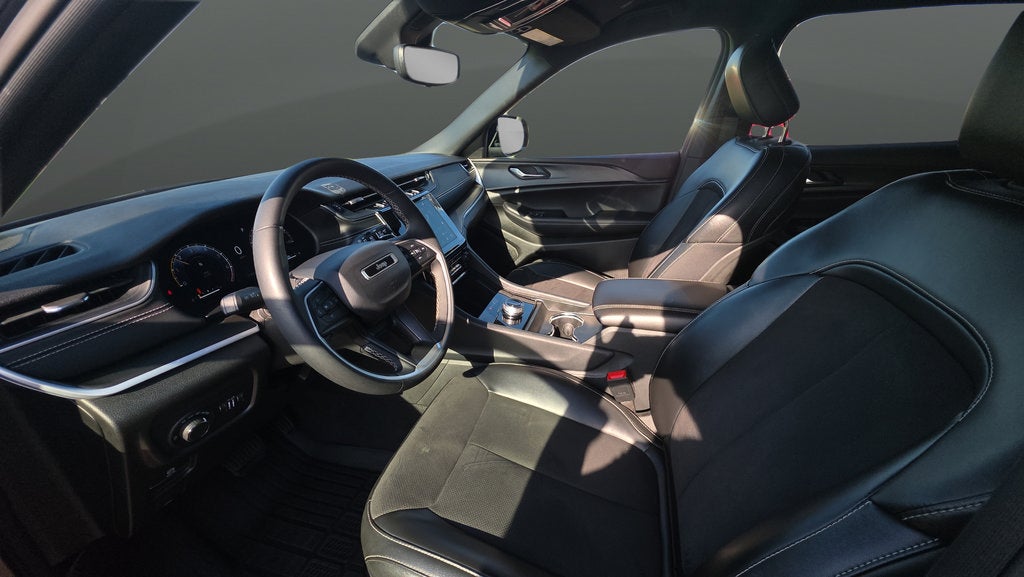 2024 Jeep Grand Cherokee L Altitude 4x4