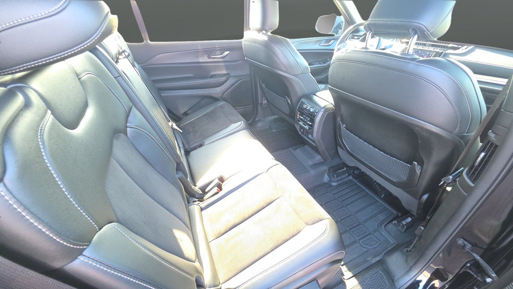 2024 Jeep Grand Cherokee L Altitude 4x4