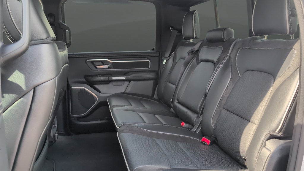 2025 RAM 1500 Laramie Crew Cab 4x4 5'7" Box