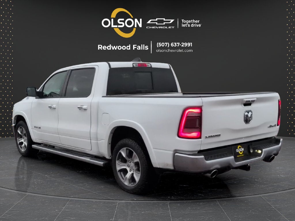 2020 RAM 1500 Laramie Crew Cab 4x4 5'7" Box
