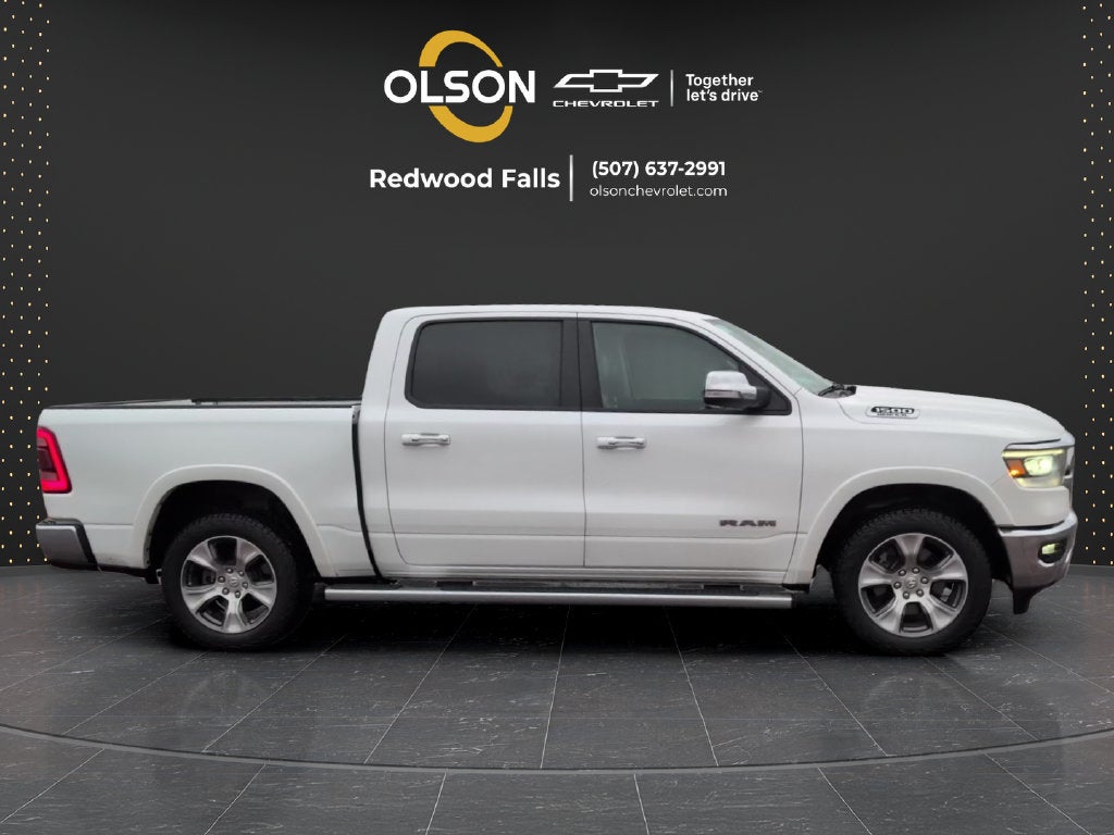 2020 RAM 1500 Laramie Crew Cab 4x4 5'7" Box