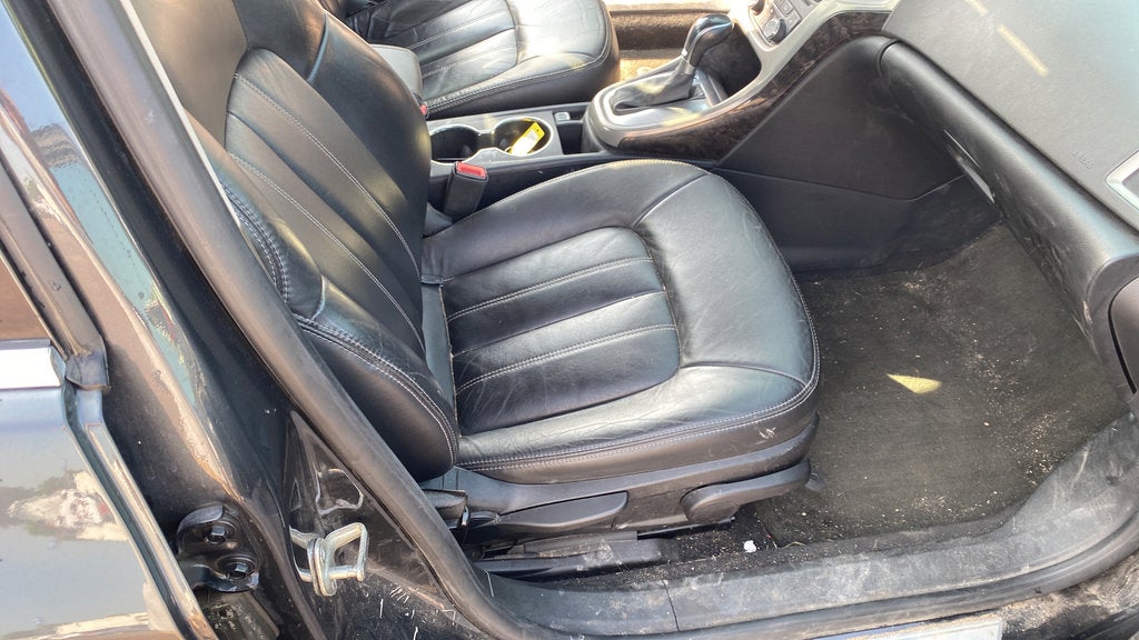 2014 Buick Verano Leather Group
