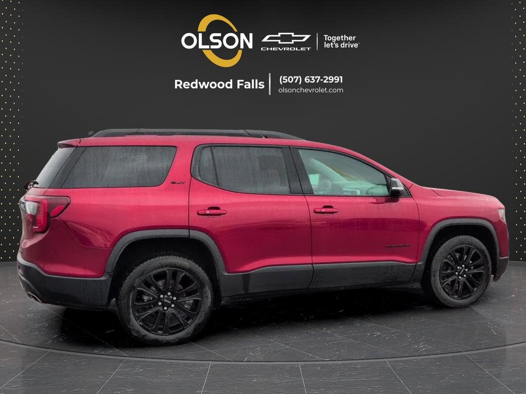 2023 GMC Acadia SLT
