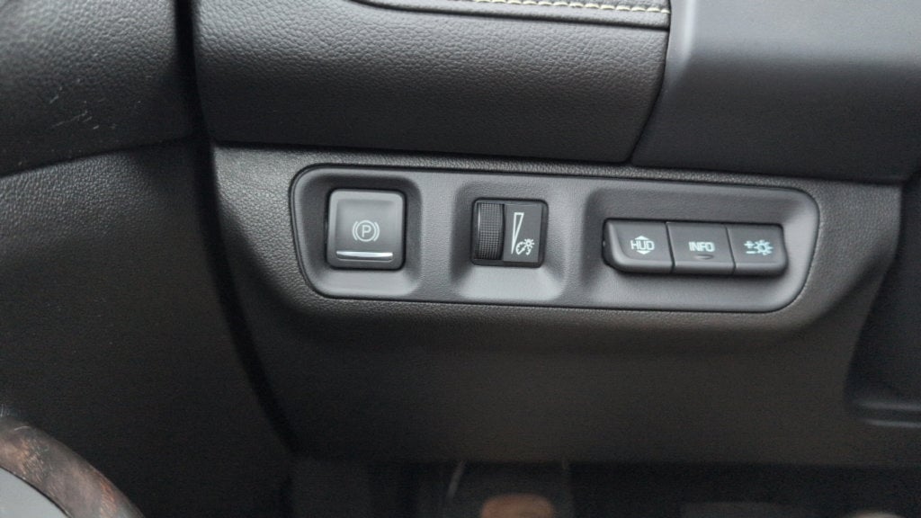 2022 GMC Acadia Denali