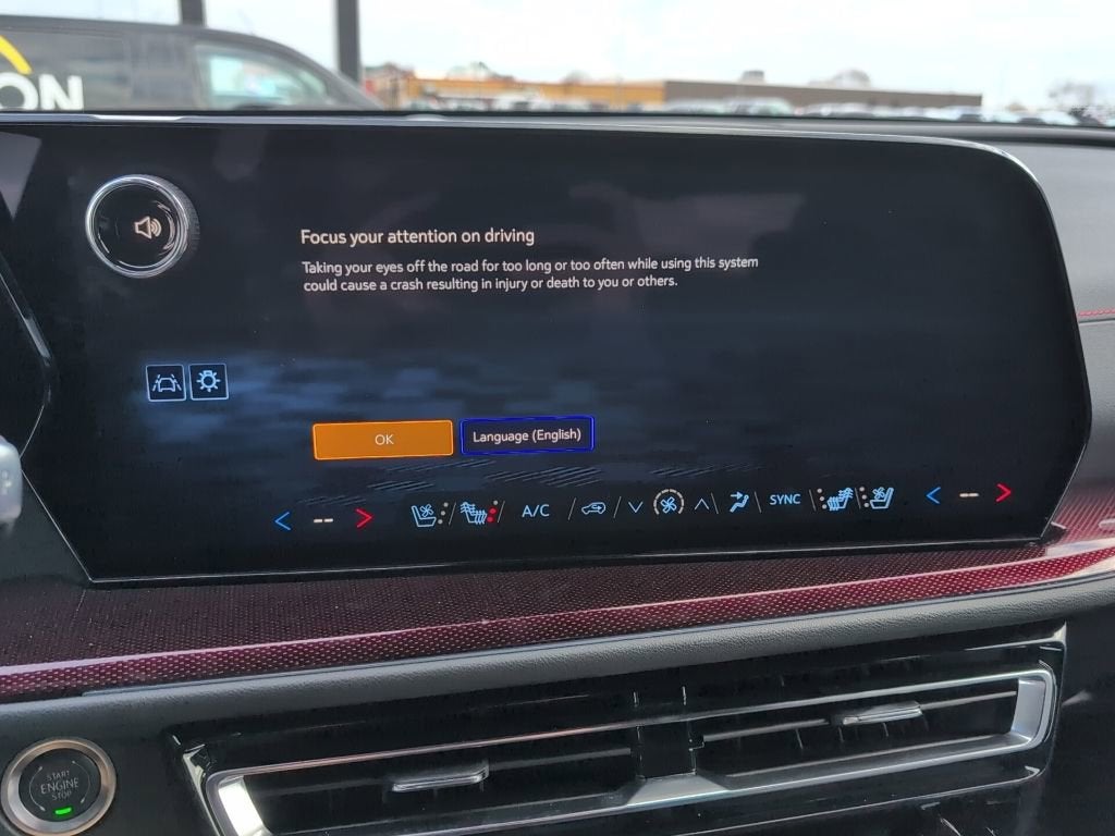 2025 Chevrolet Traverse RS