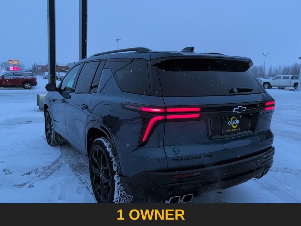 2025 Chevrolet Traverse RS