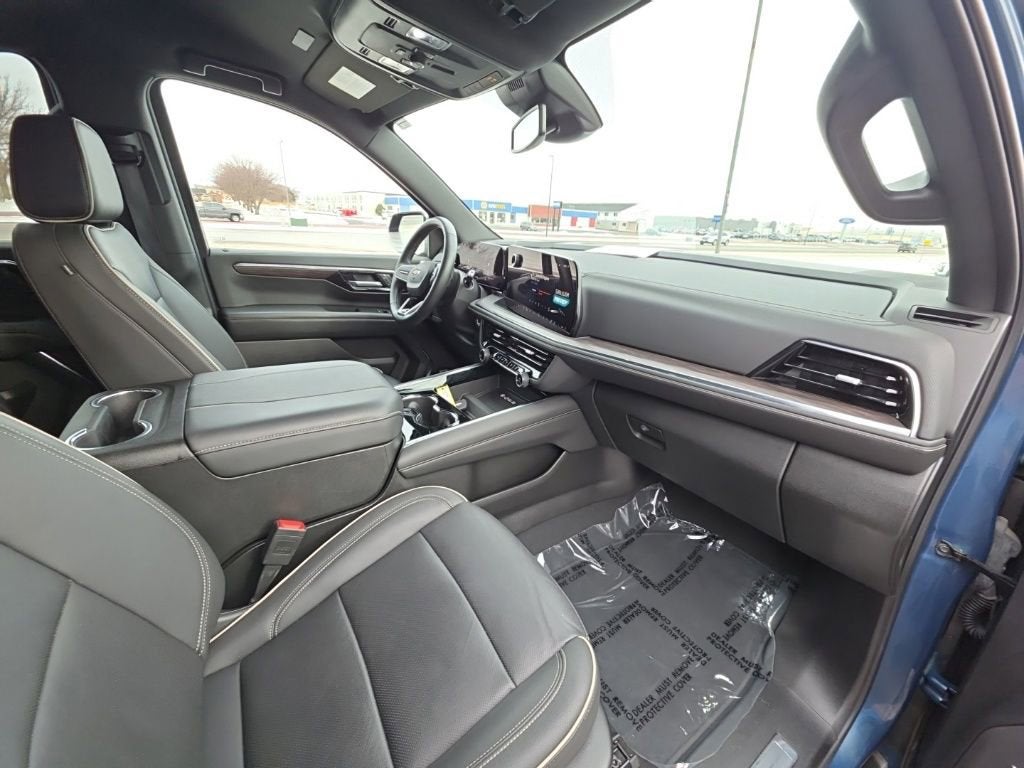 2025 Chevrolet Suburban Premier