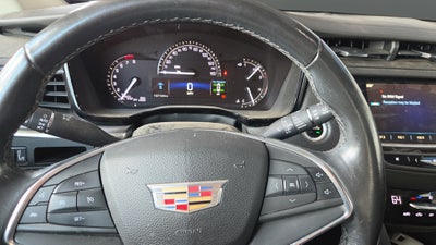 2017 Cadillac XT5 Luxury FWD