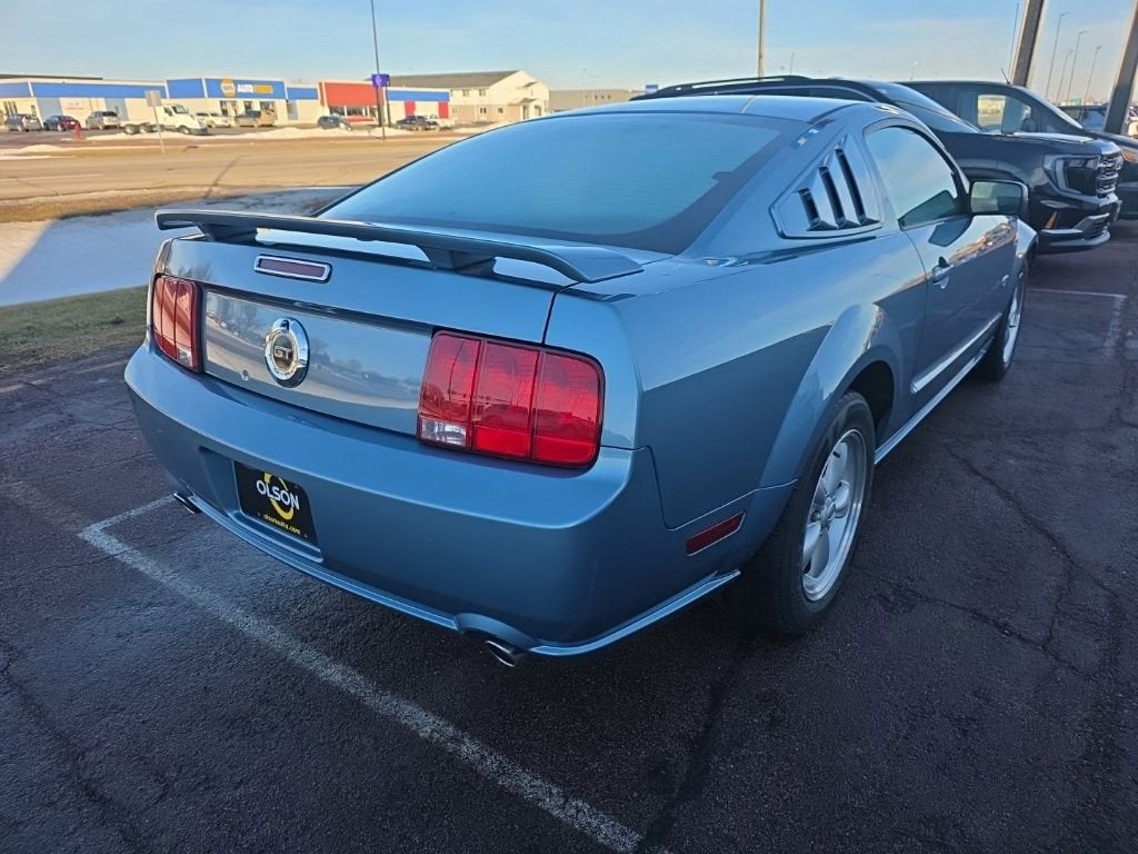 2007 Ford Mustang GT Deluxe
