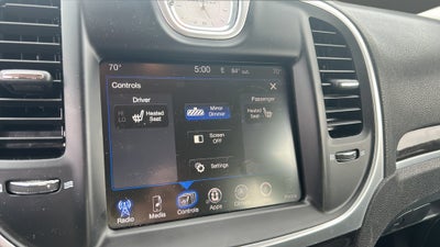 2015 Chrysler 300 Limited