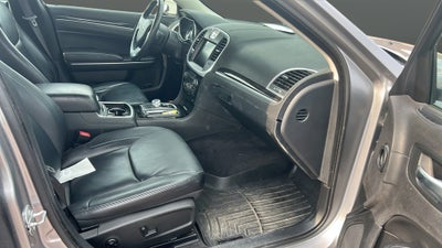 2015 Chrysler 300 Limited