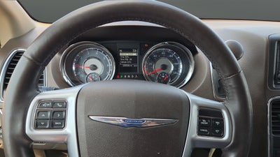 2012 Chrysler Town & Country Touring-L