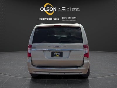 2012 Chrysler Town & Country Touring-L