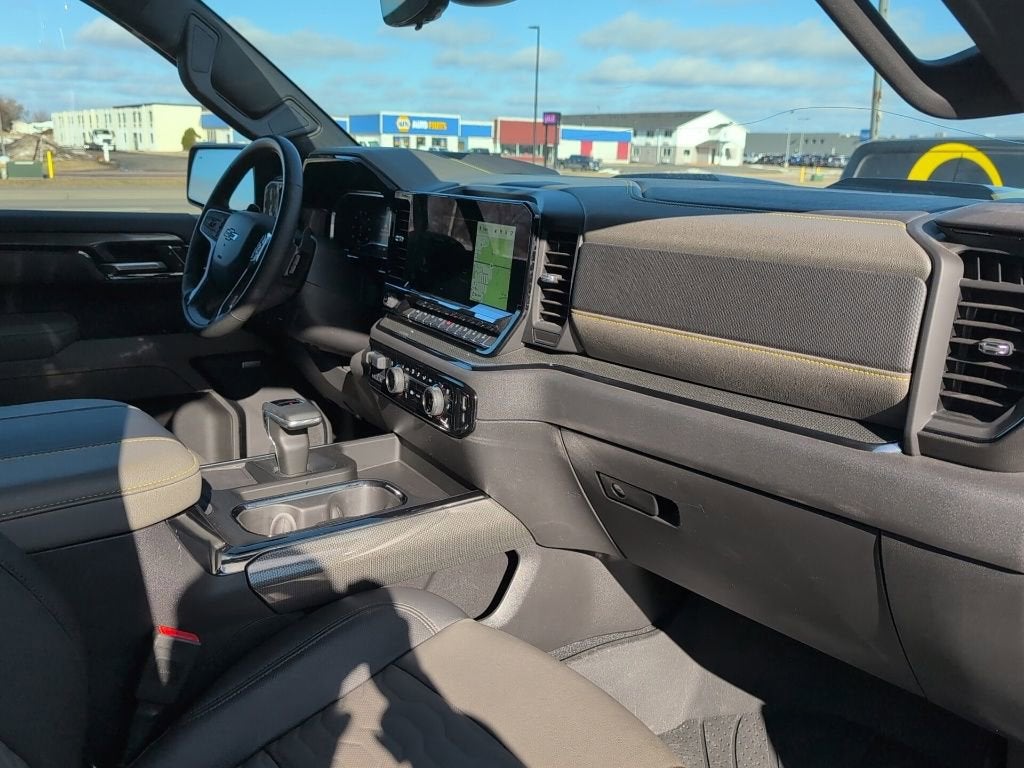 2025 Chevrolet Silverado 1500 ZR2