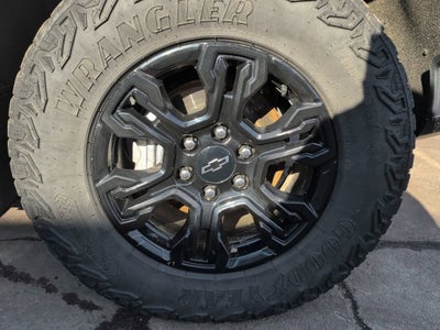 2025 Chevrolet Silverado 1500 ZR2