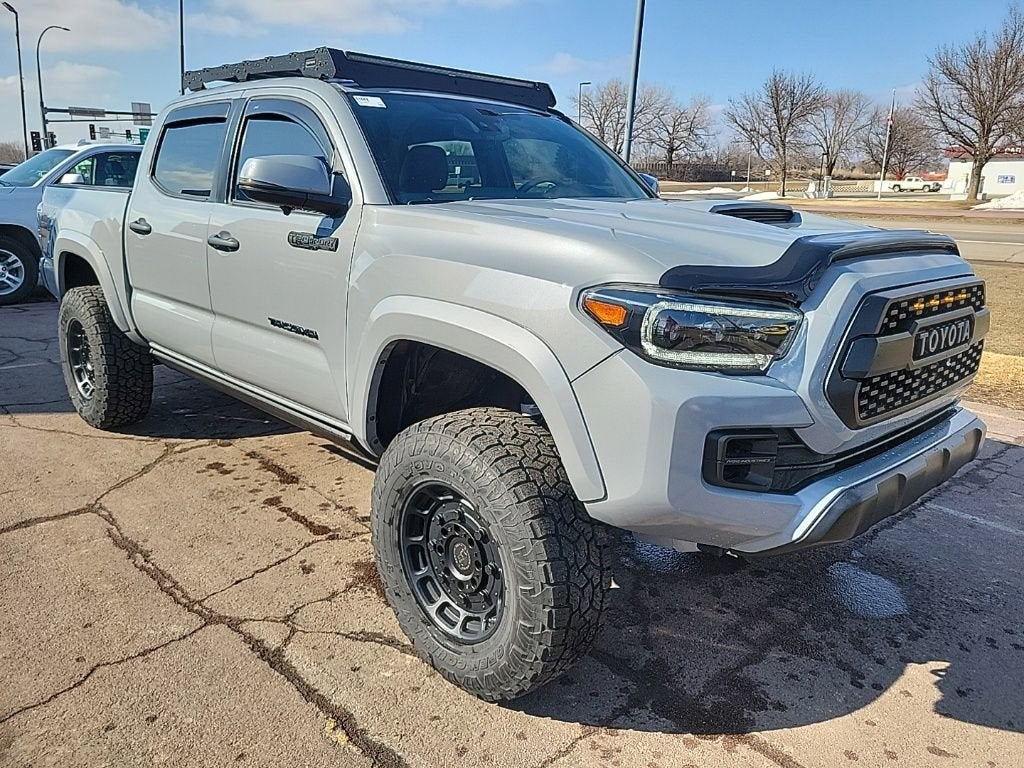2020 Toyota Tacoma TRD Sport