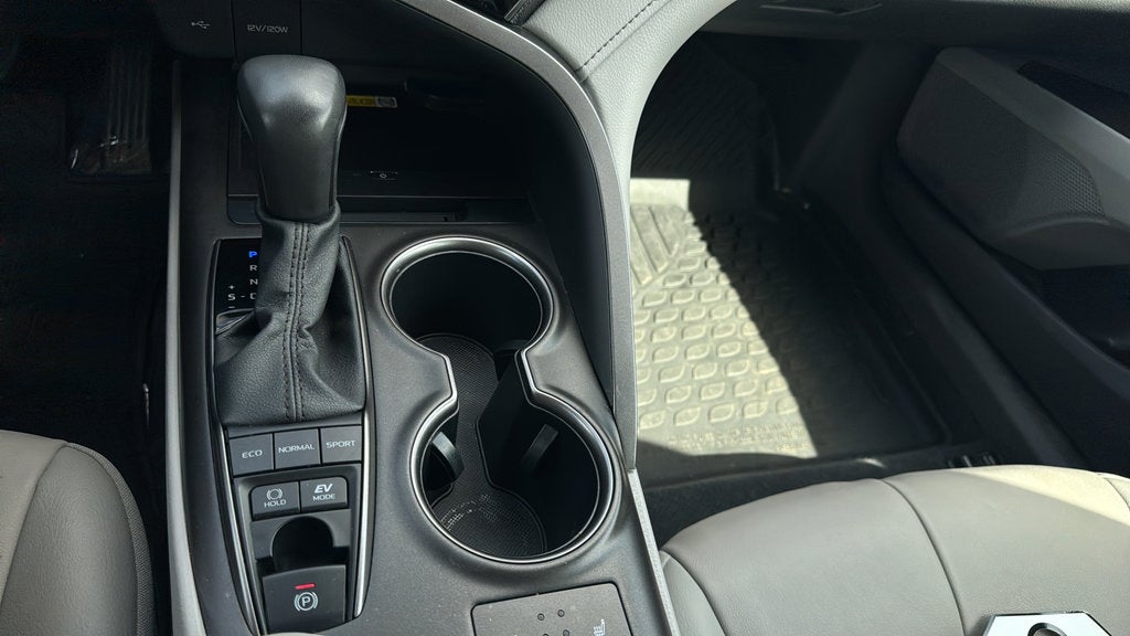 2024 Toyota Camry Hybrid XSE