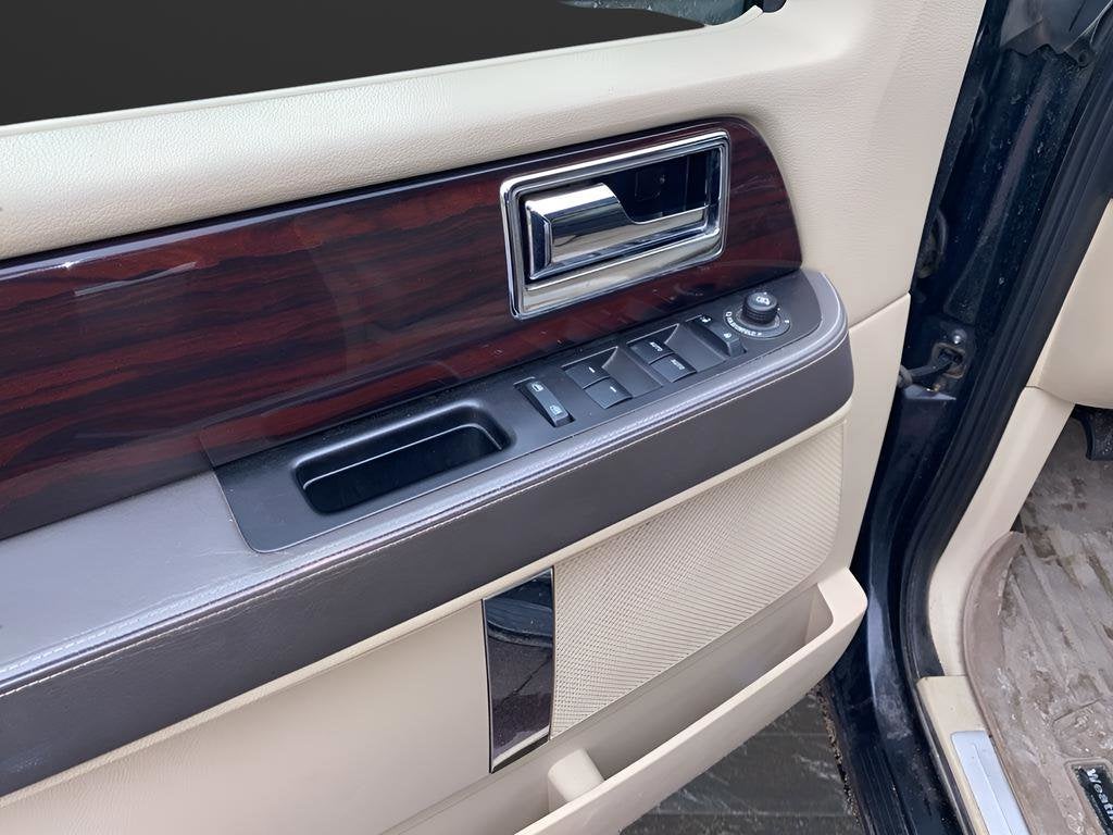 2015 Lincoln Navigator L 4WD 4dr