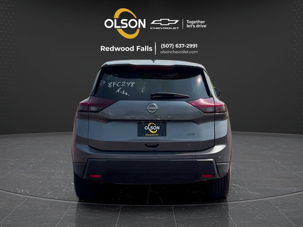 2025 Nissan Rogue SV