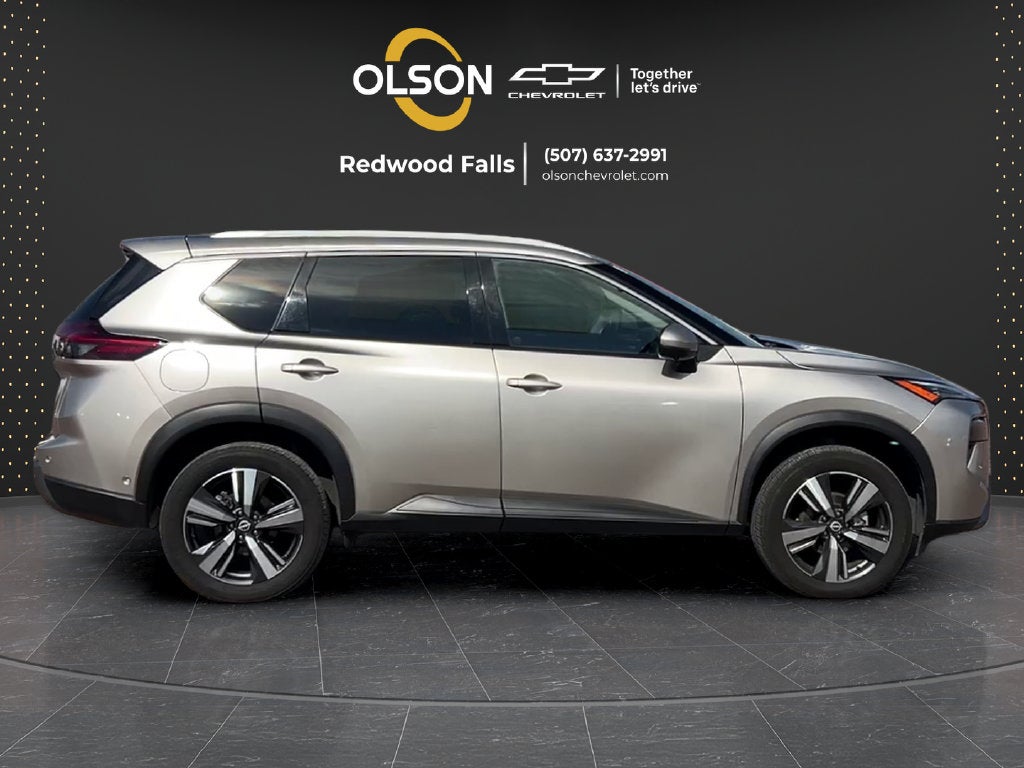 2024 Nissan Rogue SL