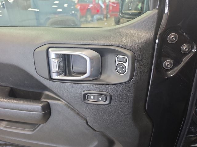 2025 Jeep Wrangler Sport S w/Convenience & Customer Preferred Pkg 22S