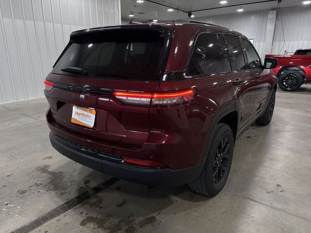 2025 Jeep Grand Cherokee Altitude