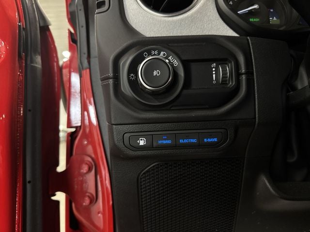 2025 Jeep Wrangler Sahara 4xe