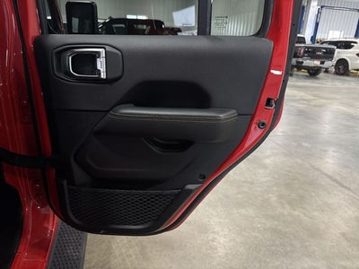 2025 Jeep Wrangler Sahara 4xe