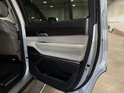 2023 Jeep Grand Wagoneer Series II
