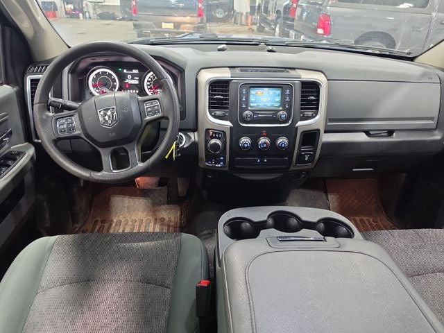 2016 RAM 1500 SLT