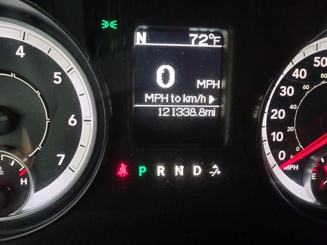 2016 RAM 1500 SLT