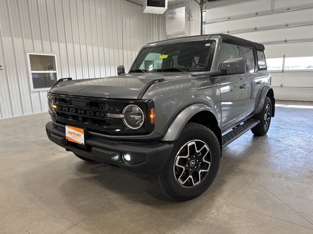 Used 2023 Ford Bronco 4-Door Outer Banks with VIN 1FMDE5DH2PLB18300 for sale in Glenwood, Minnesota