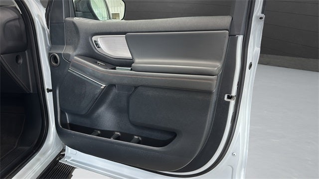 2025 Ford Expedition Max Active 202A Pkg