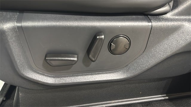 2024 Ford Expedition Max XLT 202a