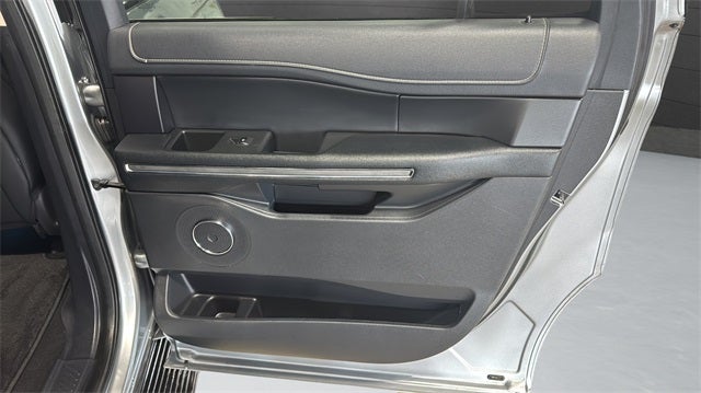 2024 Ford Expedition Max XLT 202a