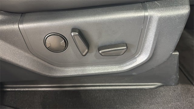 2024 Ford Expedition Max XLT 202a