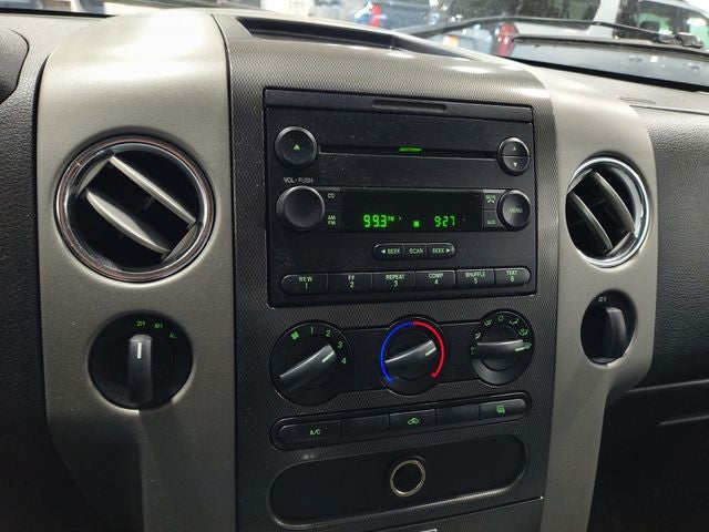 2004 Ford F-150 FX4