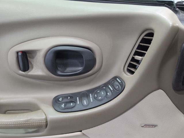 2003 Chevrolet Corvette Base