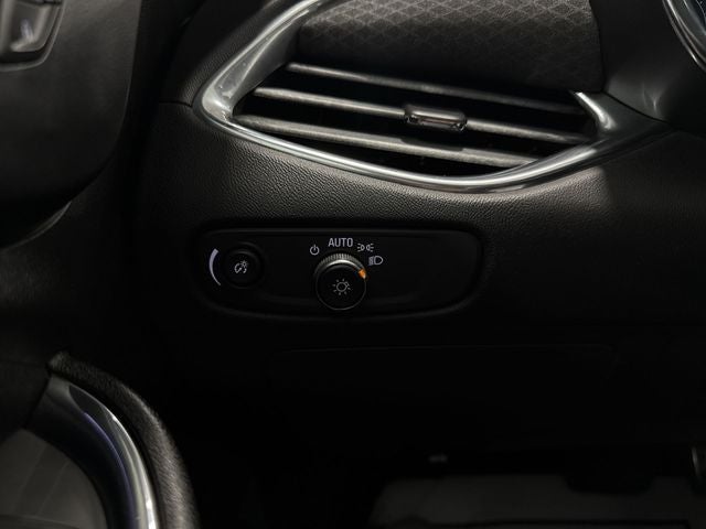 2017 Chevrolet Malibu LT 1LT
